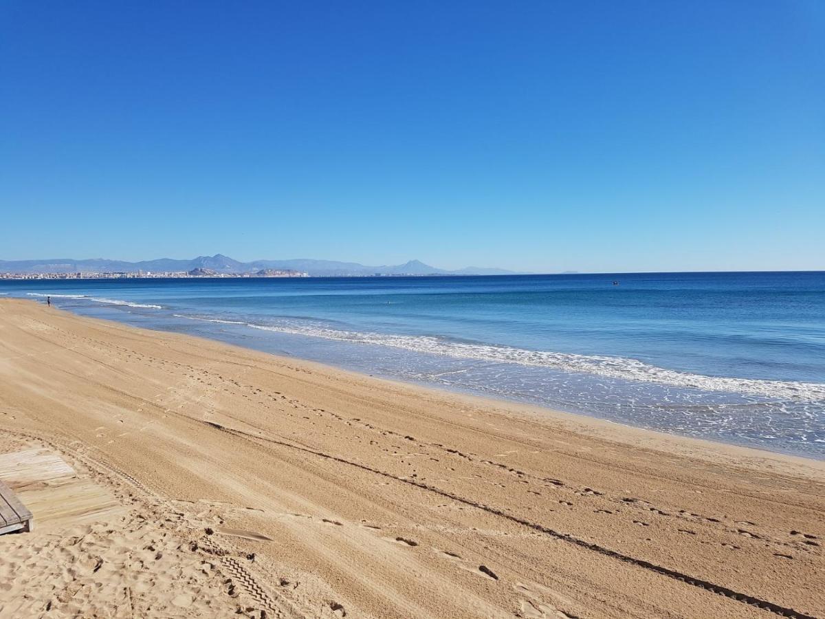 Stunning Sea Views At Just 270 M From The Beach Arenales del Sol Exterior foto
